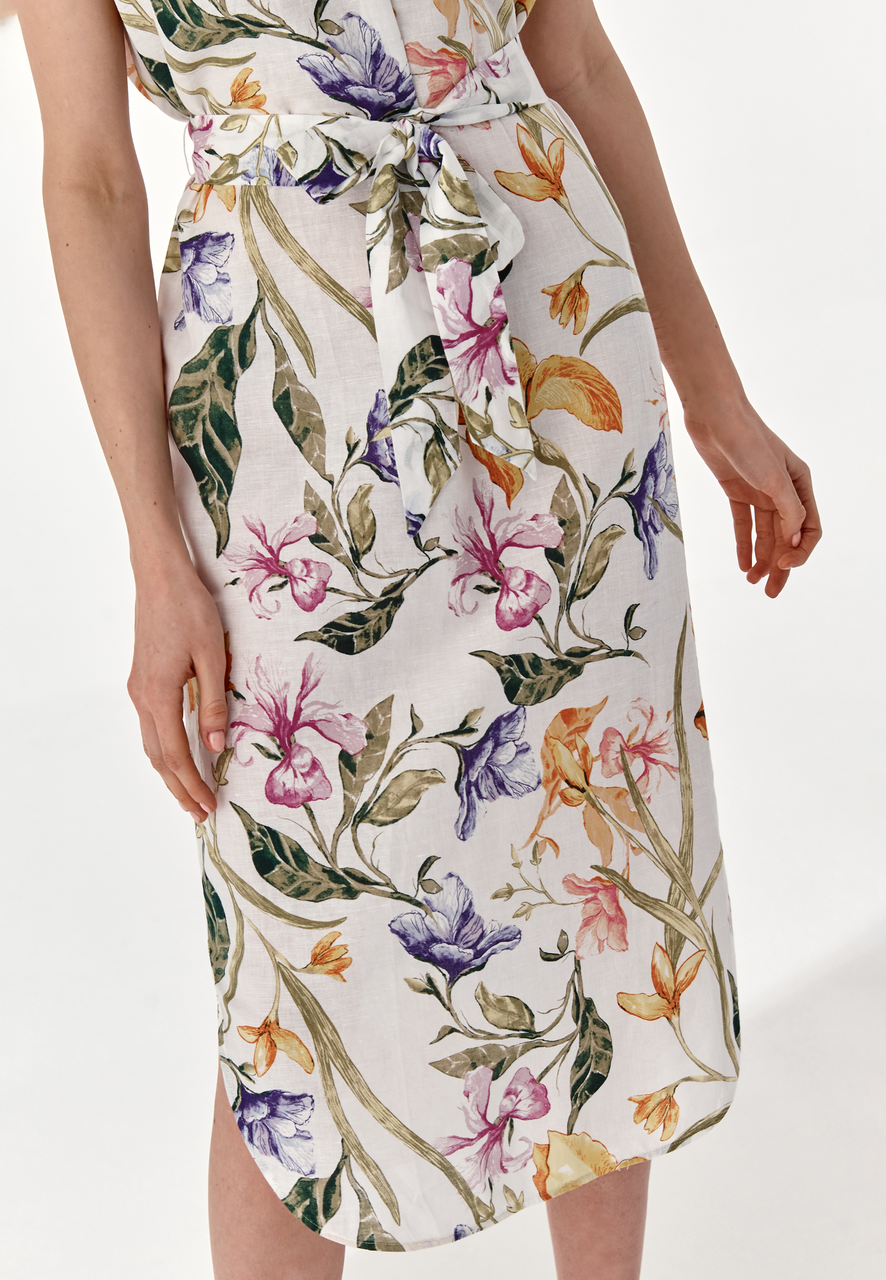 KRÓTKA SUKIENKA AWA 1