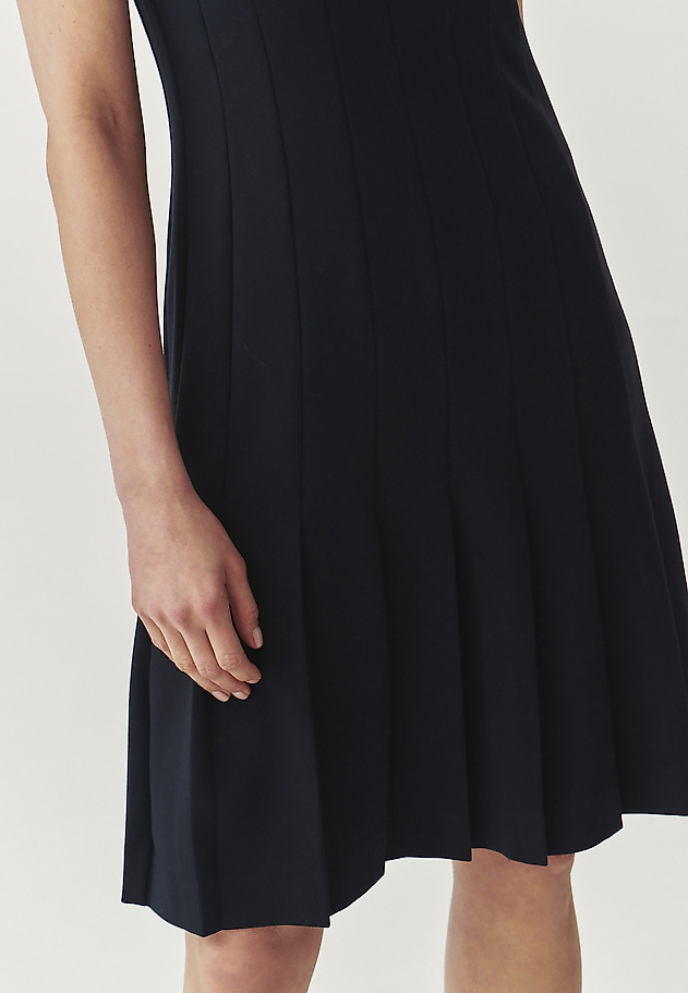 ELEGANCKA TKANINOWA SUKIENKA BEZ RĘKAWÓW - CHADIA ELEGANCKA TKANINOWA SUKIENKA BEZ RĘKAWÓW - CHADIA GRANATOWY 5
