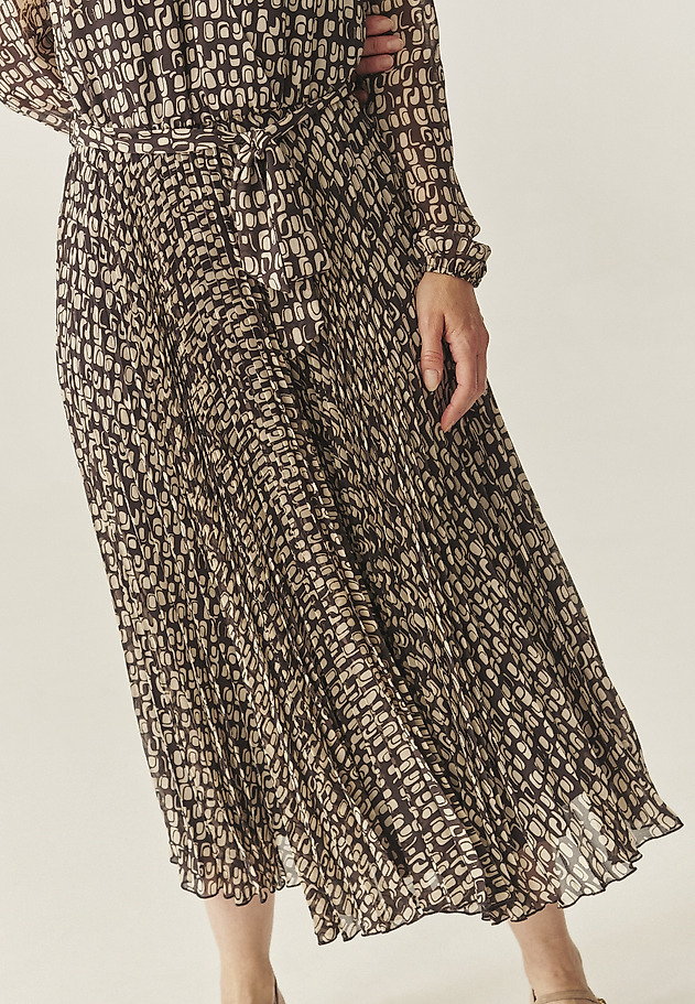 PLEATED DRESS WITH ORIGINAL DESIGN - IDA PLEATED DRESS WITH ORIGINAL DESIGN - IDA BROWN 6
