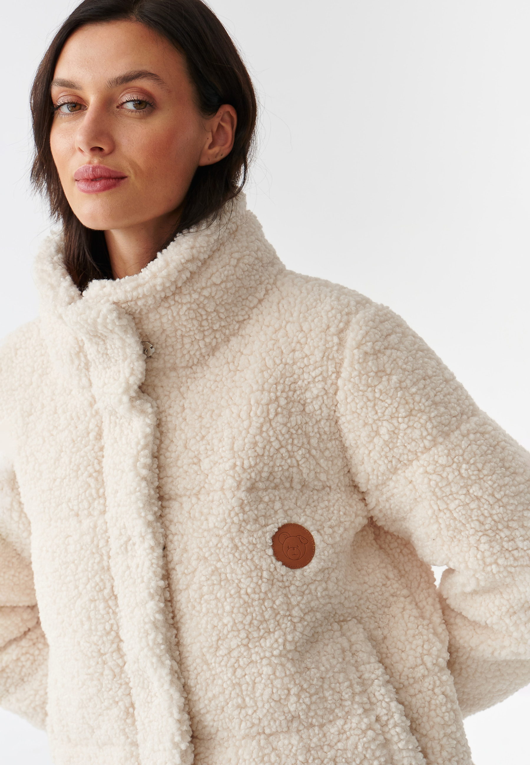 GEACĂ DE DAMĂ DIN ȚESĂTURĂ, MATLASATĂ, TIP OIȚĂ NADIA ECRU 2