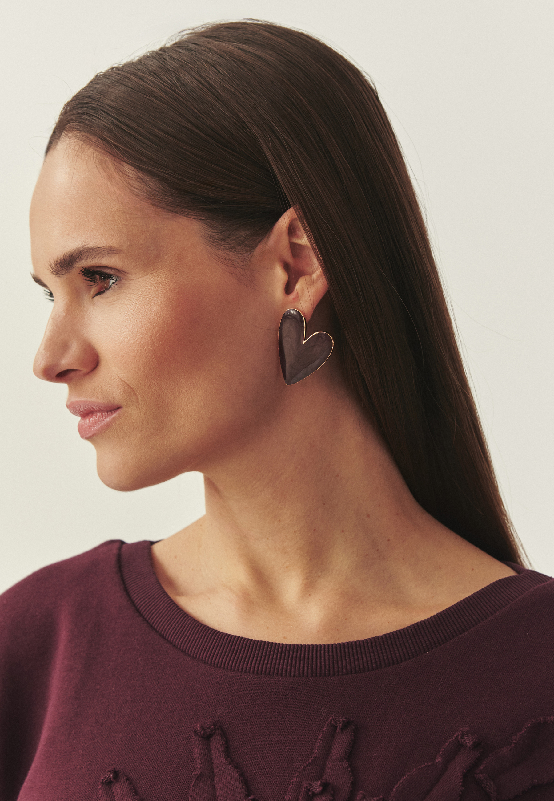 NÁUŠNICE SO SRDCOVÝM MOTÍVOM – LOVIK ČERVENÁ 2