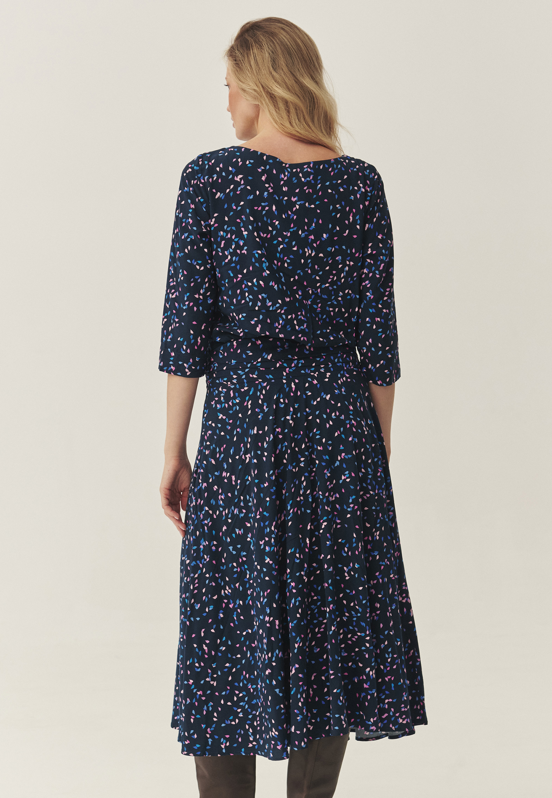 ROCHIE MAXI CU MODEL, DIN VISCOZĂ, CU MÂNECI 3/4- ROZOMKA MULTICOLOR 2