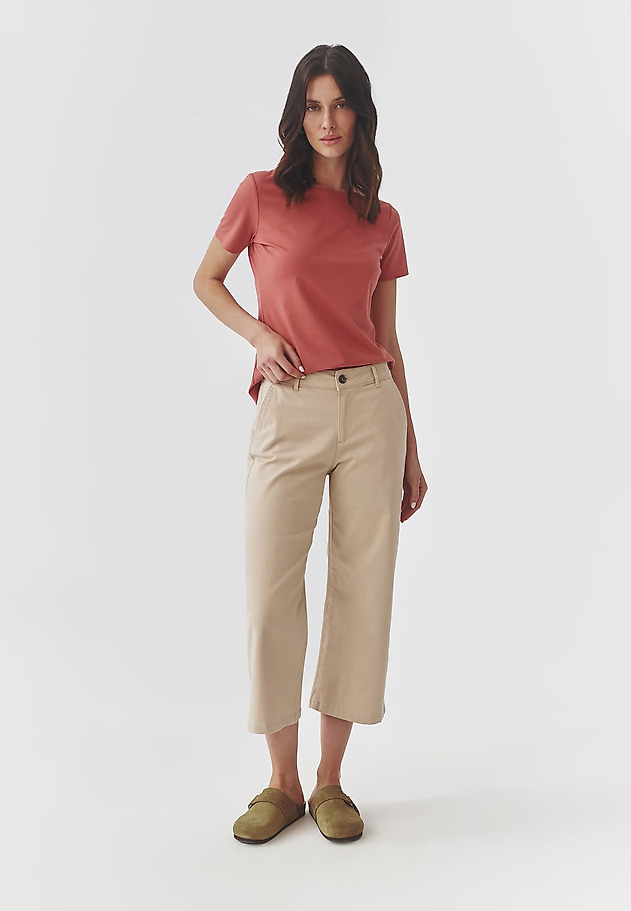 LADIES’ SHORT SLEEVED BLOUSE WITH SEAMLESS FINISH - MIKAJA 2 LADIES’ SHORT SLEEVED BLOUSE WITH SEAMLESS FINISH - MIKAJA 2 PINK 2