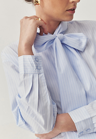 STYLISH SHIRT WITH A SOPHISTICATED TIE - KONA STYLISH SHIRT WITH A SOPHISTICATED TIE - KONA