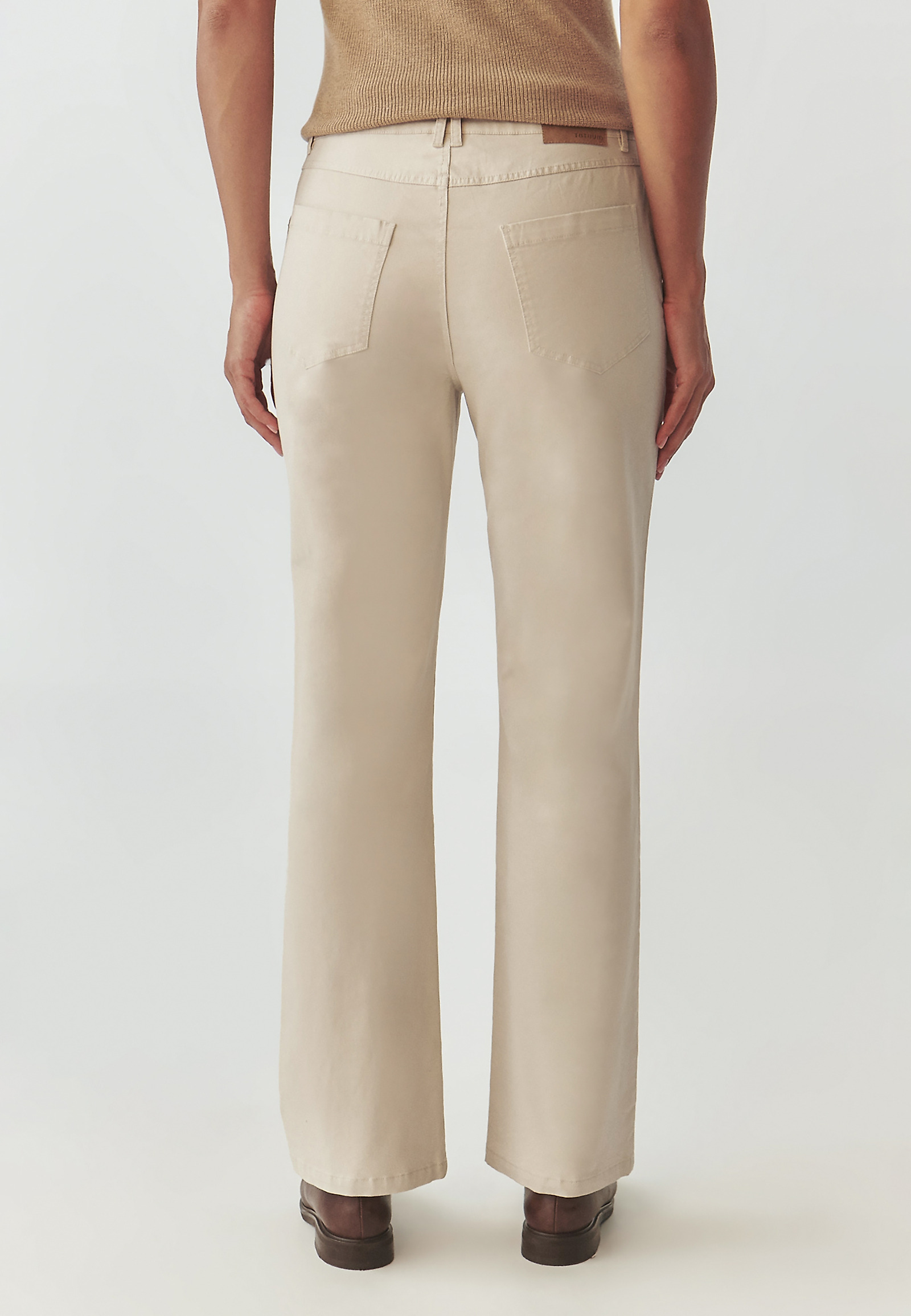 LADIES’ STRAIGHT CUT TROUSERS - KWINKO LADIES’ STRAIGHT CUT TROUSERS - KWINKO BEIGE 100201