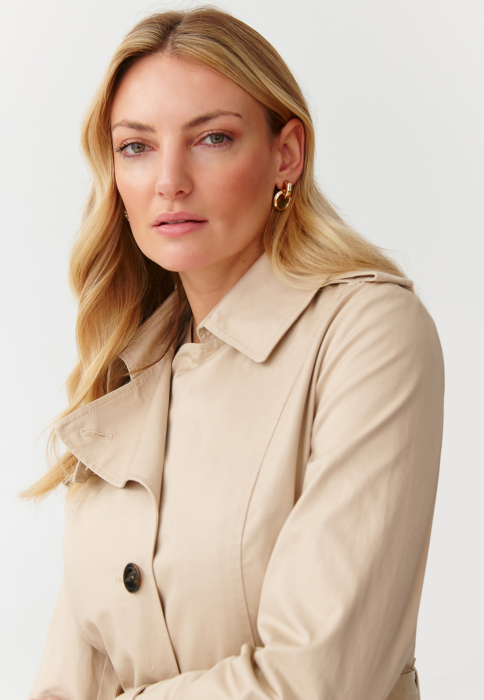 CLASSIC LADIES’ COAT WITH A BELT - MEGANA CLASSIC LADIES’ COAT WITH A BELT - MEGANA BEIGE 109495