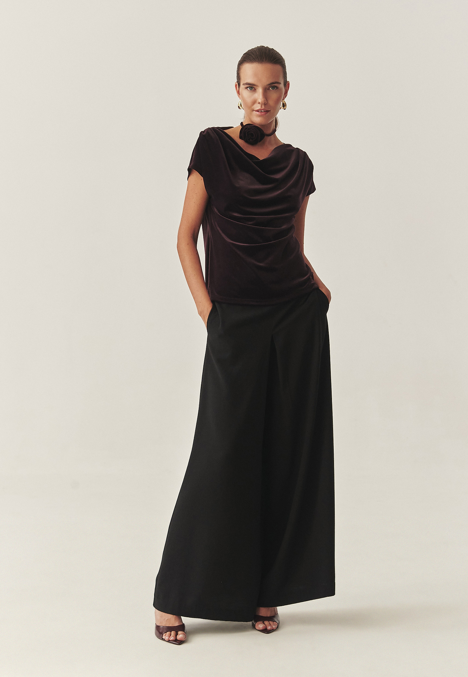 VELOUR BLOUSE WITH FLORAL DECORATION - BULAN 1 VELOUR BLOUSE WITH FLORAL DECORATION - BULAN 1 RED 118255