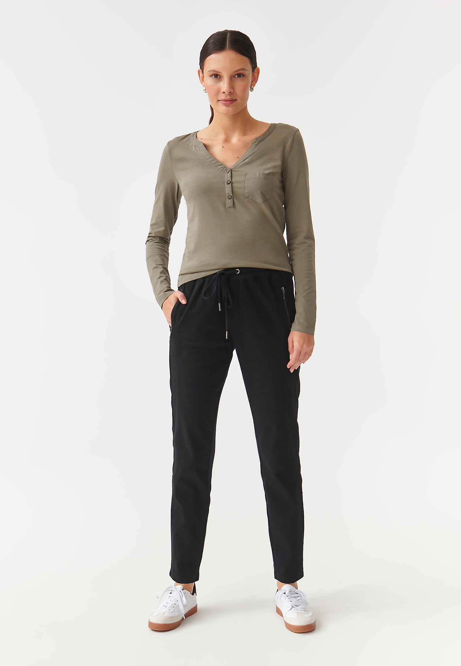 ŽENSKA BLUZA Z OKRASNIM MINI ŽEPOM ASTRID ŽENSKA BLUZA Z OKRASNIM MINI ŽEPOM ASTRID KAKI 94208