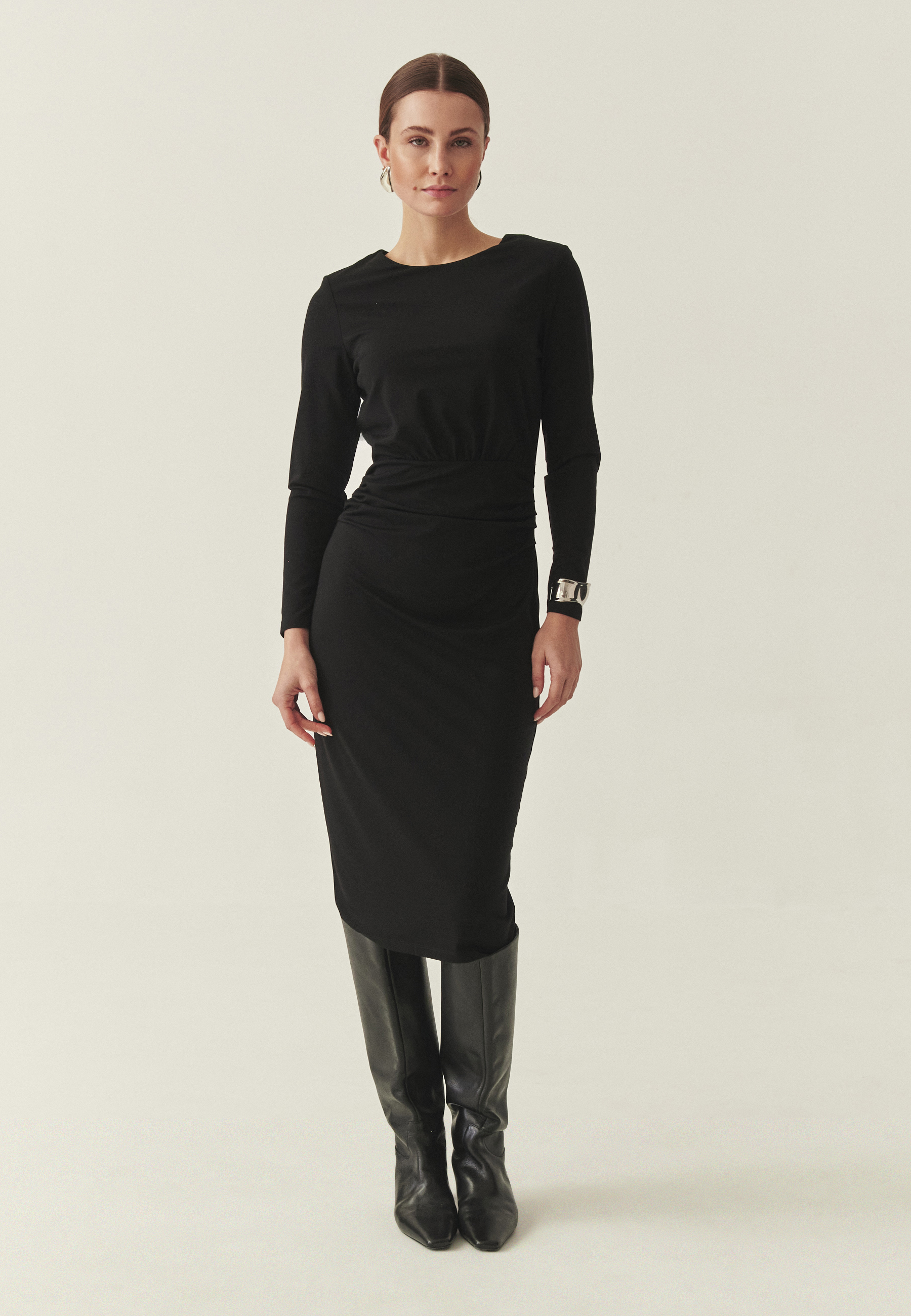 ŠATY S VISKÓZOU LENZING™ ECOVERO™ - KOMA ČIERNA 2