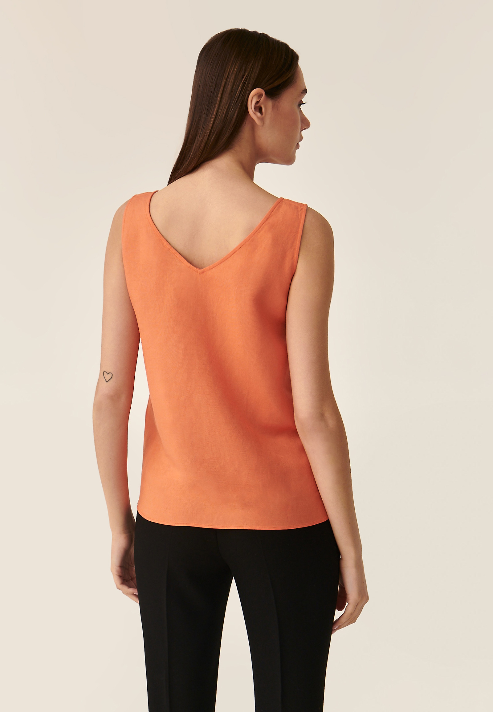 ŽENSKA BLUZA BREZ ROKAVOV AMAIA ŽENSKA BLUZA BREZ ROKAVOV AMAIA ORANŽNA 88773