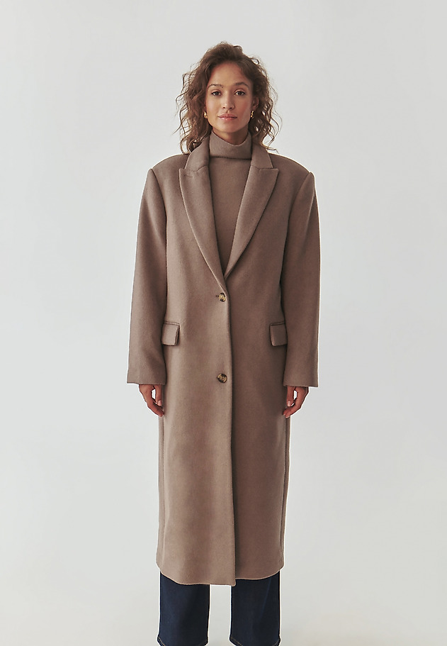 LONG SINGLE-BREASTED LADIES’ COAT WITH SPACIOUS POCKETS - MAWE LONG SINGLE-BREASTED LADIES’ COAT WITH SPACIOUS POCKETS - MAWE BEIGE 4
