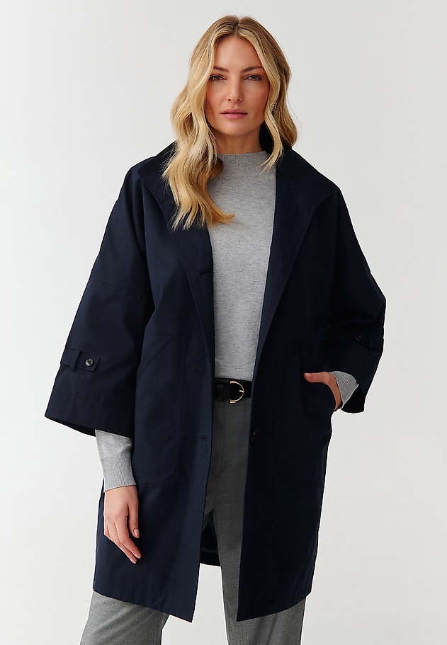 OVERSIZE DÁMSKY LÁTKOVÝ KABÁT S PODŠÍVKOU - MORIWIA OVERSIZE DÁMSKY LÁTKOVÝ KABÁT S PODŠÍVKOU - MORIWIA NÁMORNÍCKA MODRÁ 4