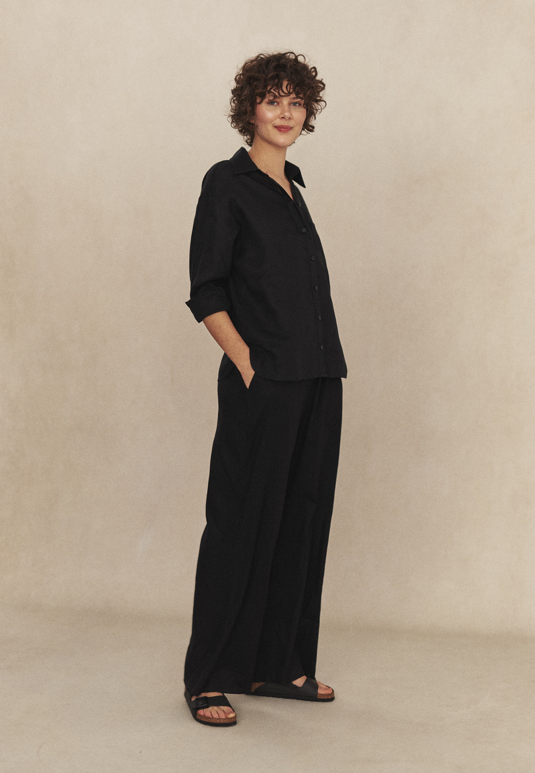 PANTALONI DIN ȚESĂTURĂ, CU CRAC LARG - REJNA 1 NEGRU 2