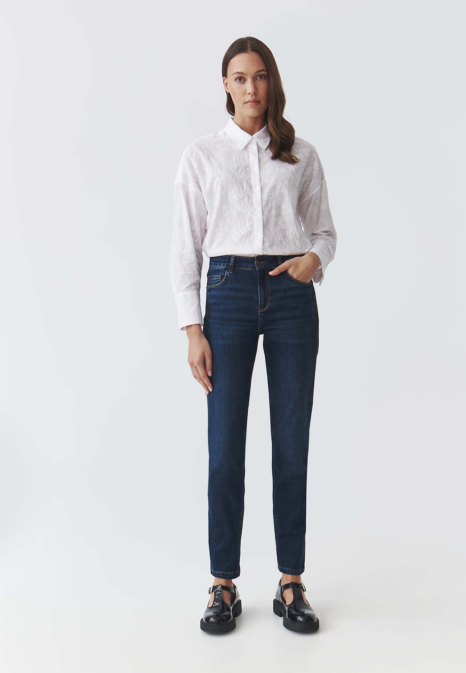 HÖLGYDENIM NADRÁG — SAROS HÖLGYDENIM NADRÁG — SAROS KÉK 106084