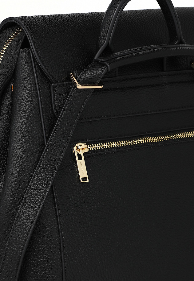 STYLOVÝ DÁMSKÝ BATOH – GOLIARA STYLOVÝ DÁMSKÝ BATOH – GOLIARA ČERNÁ 7