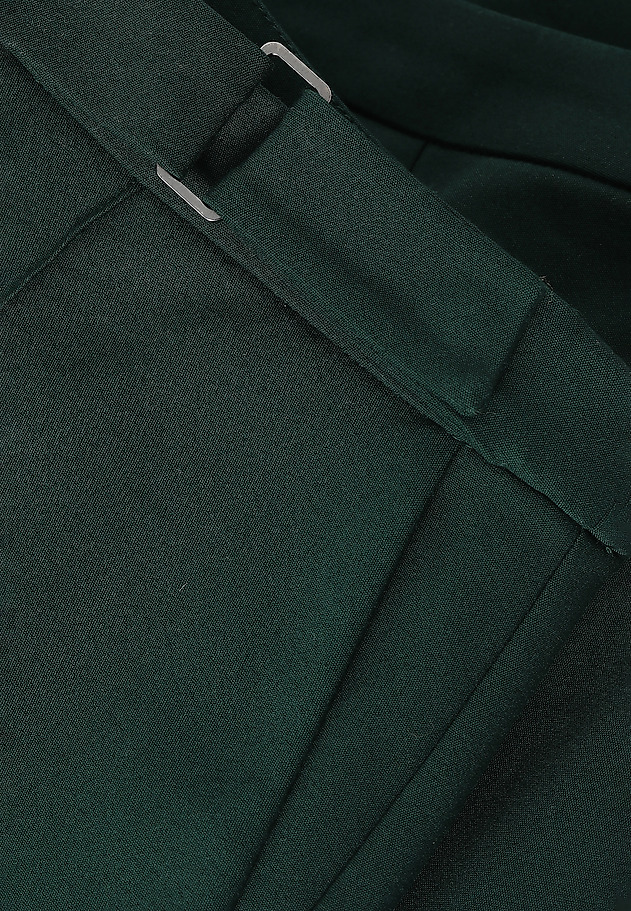 LADIES’ TROUSERS WITH DECORATIVE BUCKLE JAKINA 1 LADIES’ TROUSERS WITH DECORATIVE BUCKLE JAKINA 1 ZIELONY 6