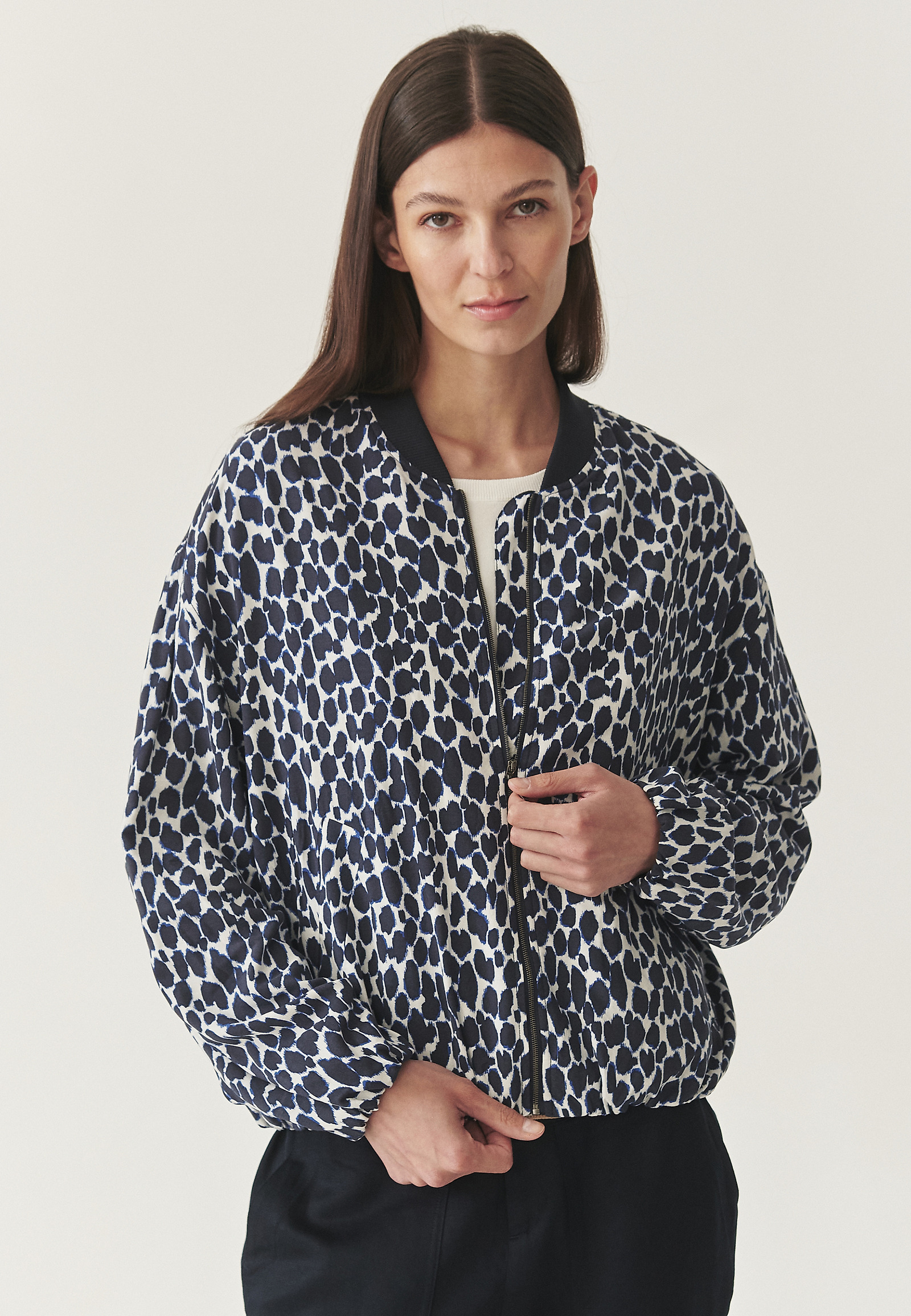VISKOZNA BOMBER JAKNA - SERMIKO 2 VISKOZNA BOMBER JAKNA - SERMIKO 2 MODRA 113442