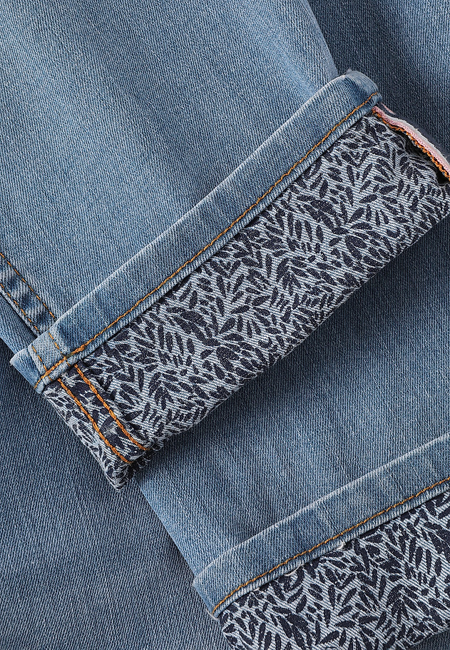 PANTALONI SLIM DIN JEANS CU CUREA - DEZI PANTALONI SLIM DIN JEANS CU CUREA - DEZI ALBASTRU 2