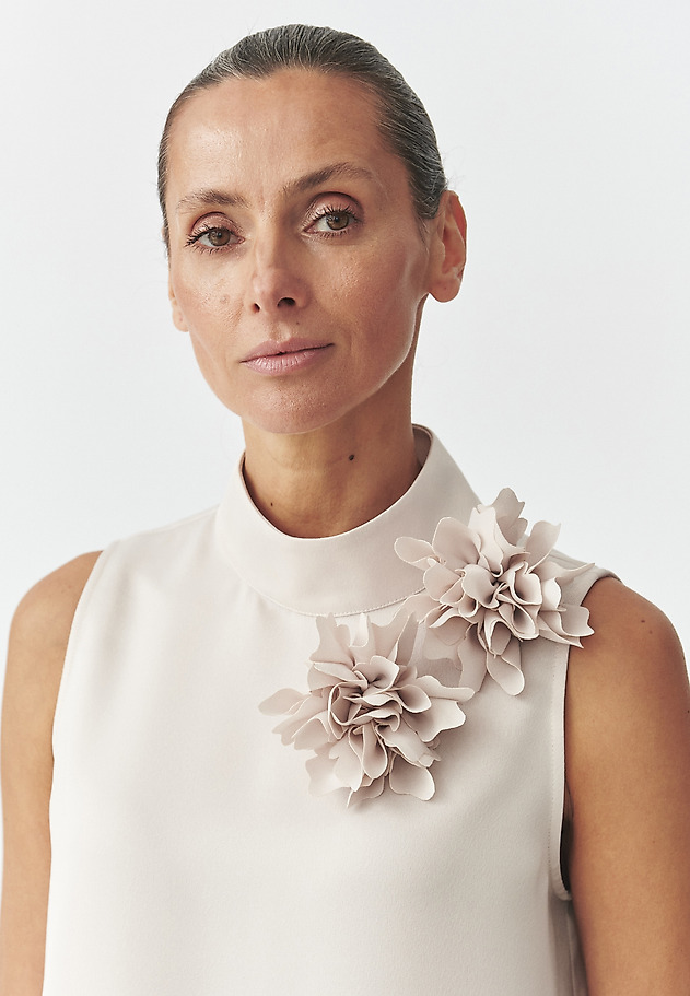 WOVEN BLOUSE WITH FLORAL MOTIF — FLORIANA WOVEN BLOUSE WITH FLORAL MOTIF — FLORIANA BEŻOWY 4