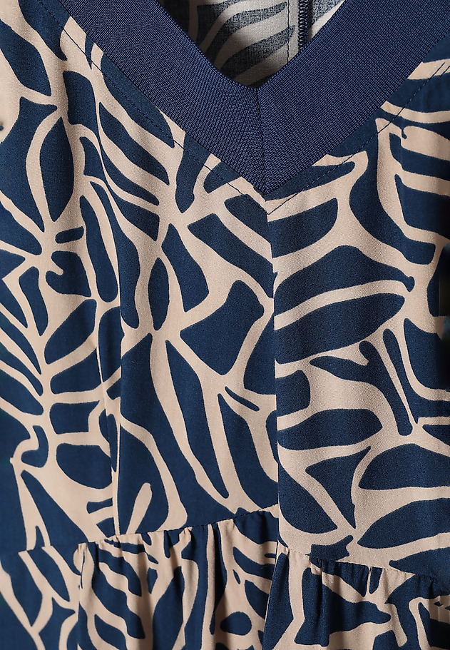 LADIES’ DRESS IN GEOMETRIC PATTERN - NERTAMI LADIES’ DRESS IN GEOMETRIC PATTERN - NERTAMI MULTIKOLOR 7