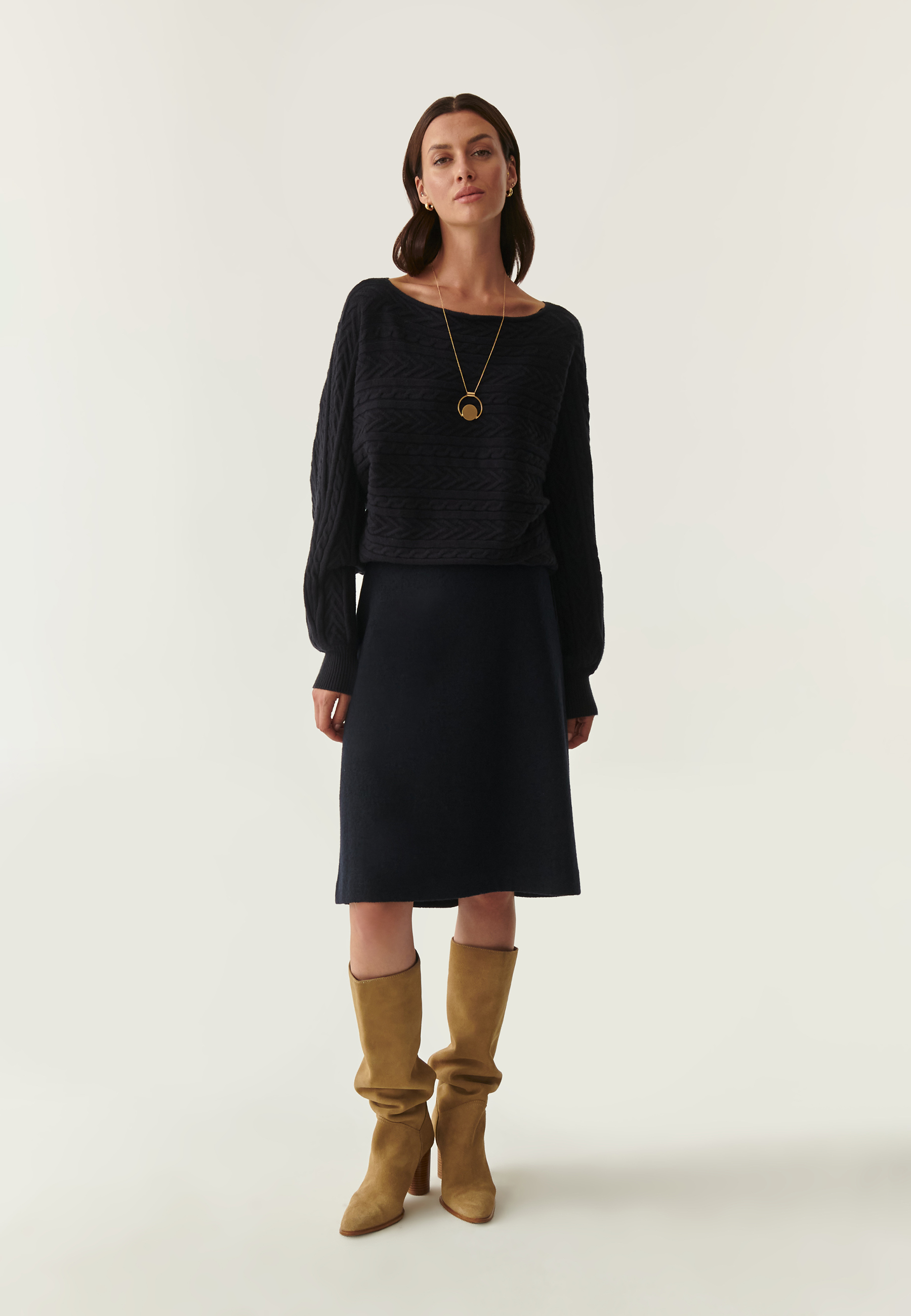 ROZKLOSZOWANA SPÓDNICA Z WEŁNĄ BONI GRANATOWY 2