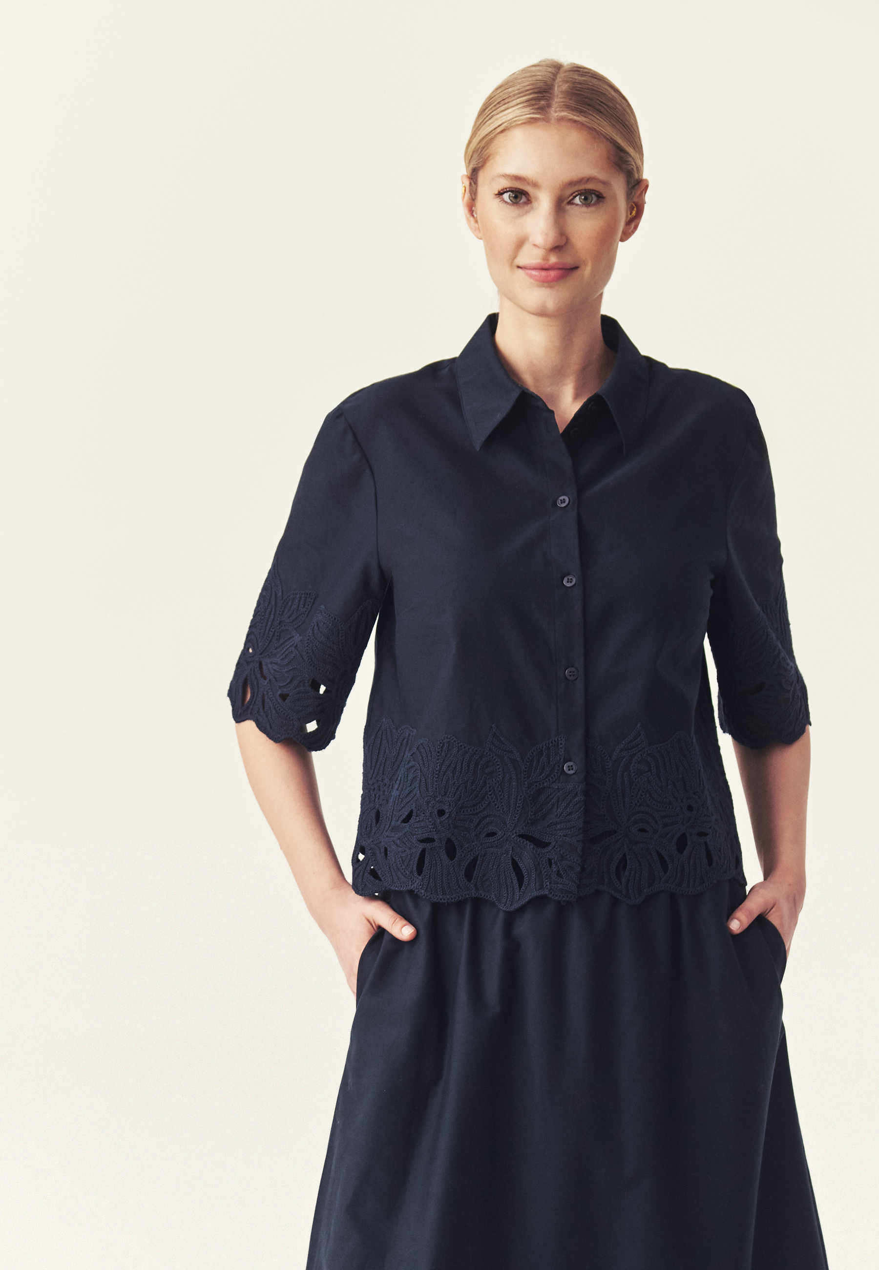 HAFTOWANA KOSZULA BAWEŁNIANA - KALISA GRANATOWY 2