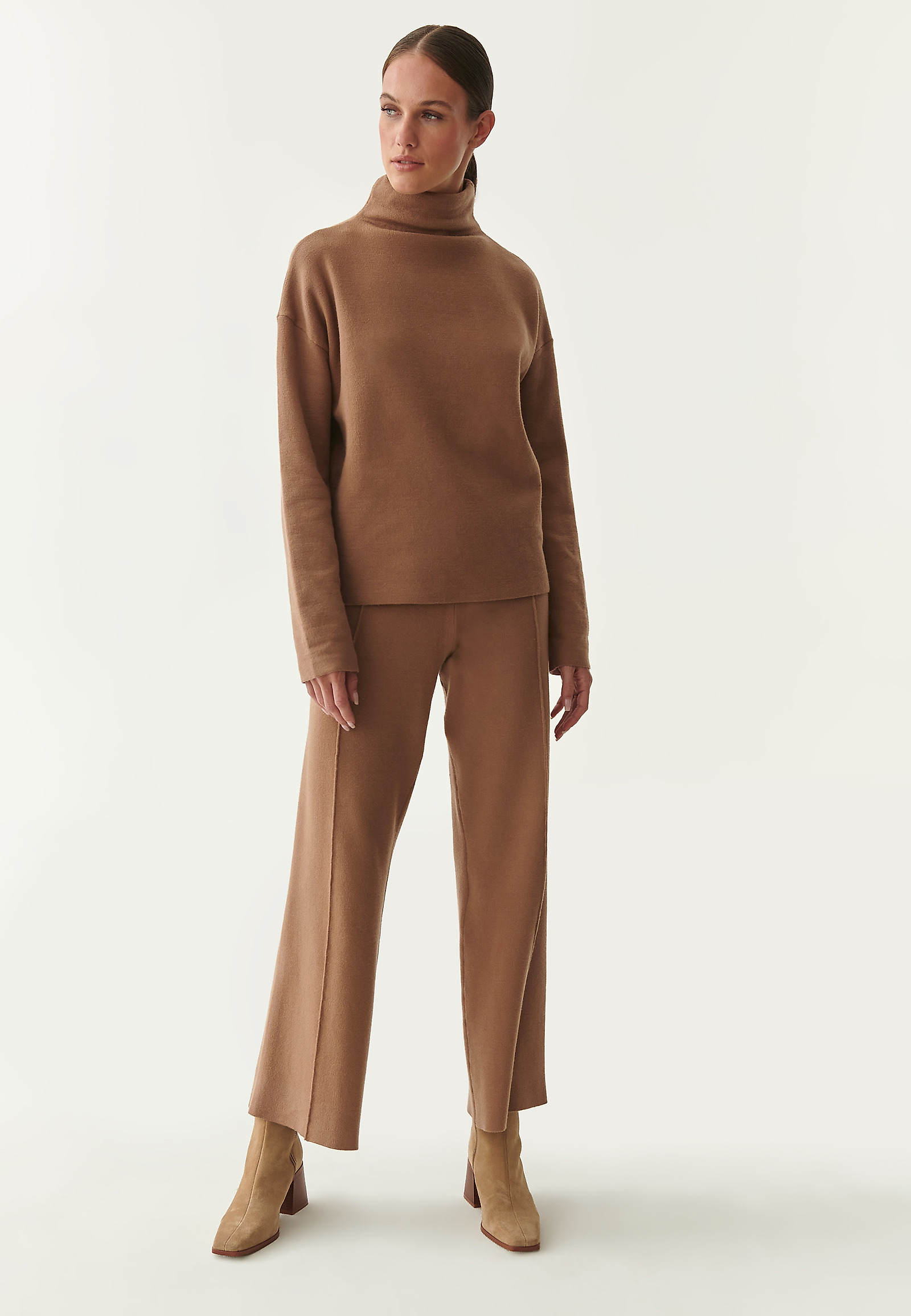 LADIES' KNITTED PANTS BOMIRO LADIES' KNITTED PANTS BOMIRO BEIGE 84609