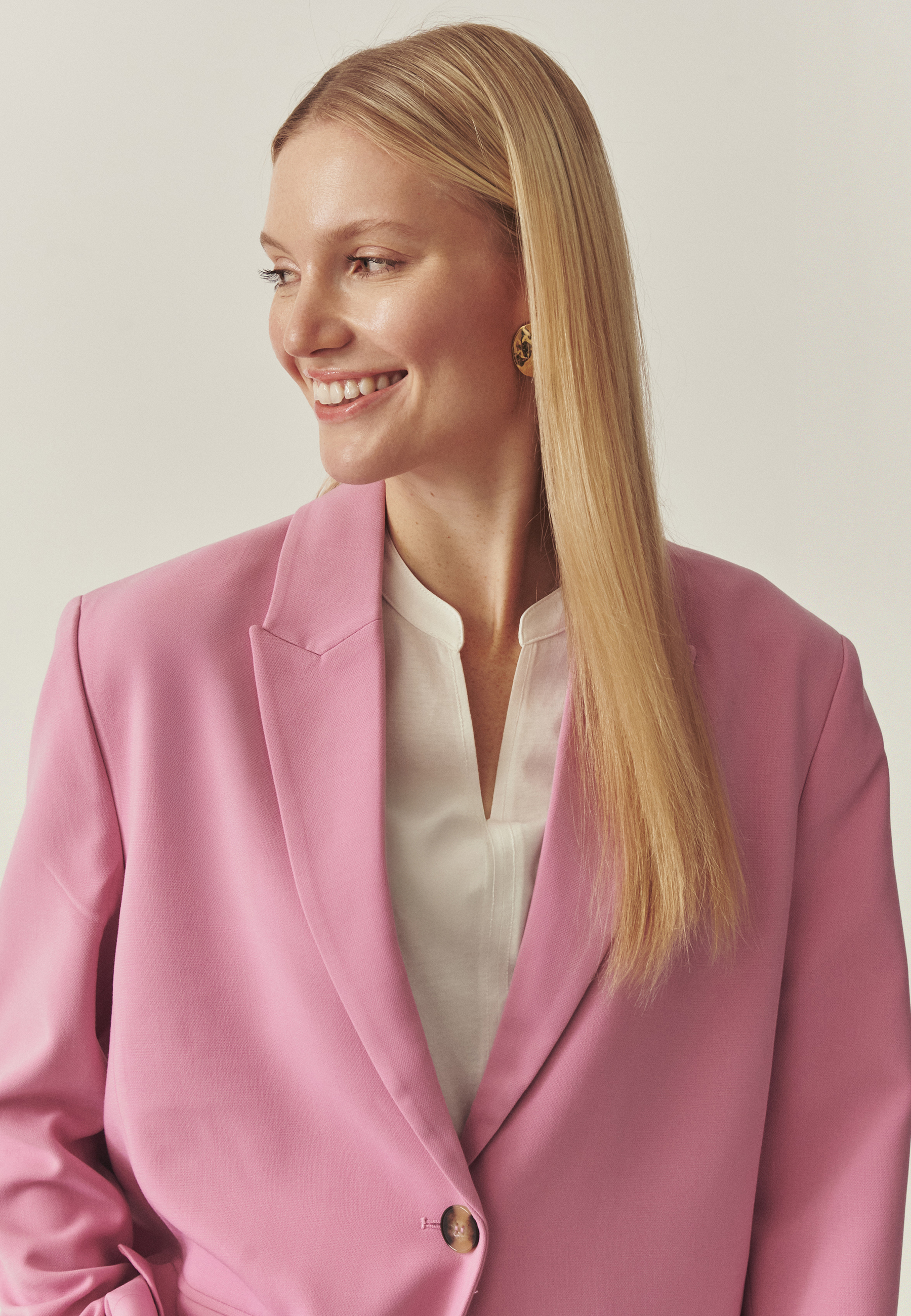 OVERSIZOWY ŻAKIET — SEKORKI RÓŻOWY 2