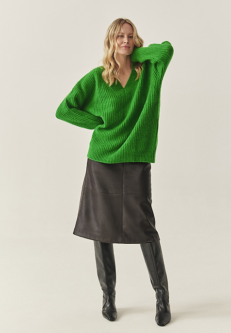 LADIES' OVERSIZE JUMPER WITH A CREW NECKLINE — ONYX GREEN 2