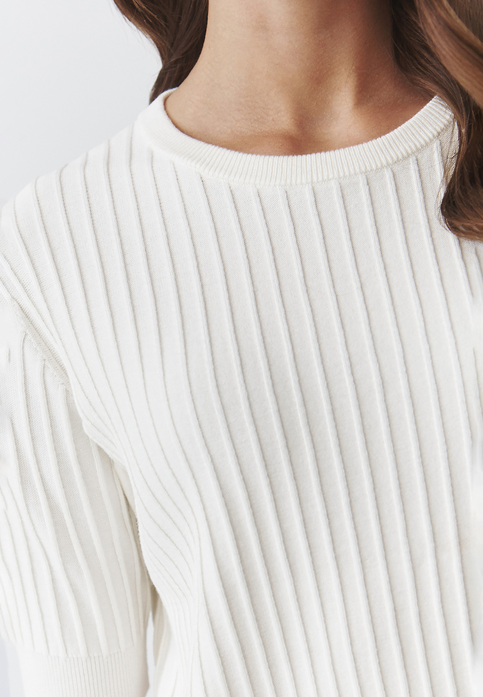 STYLISH LADIES' BLOUSE IN RIBBED YARN — BAZO STYLISH LADIES' BLOUSE IN RIBBED YARN — BAZO ECRU 104934