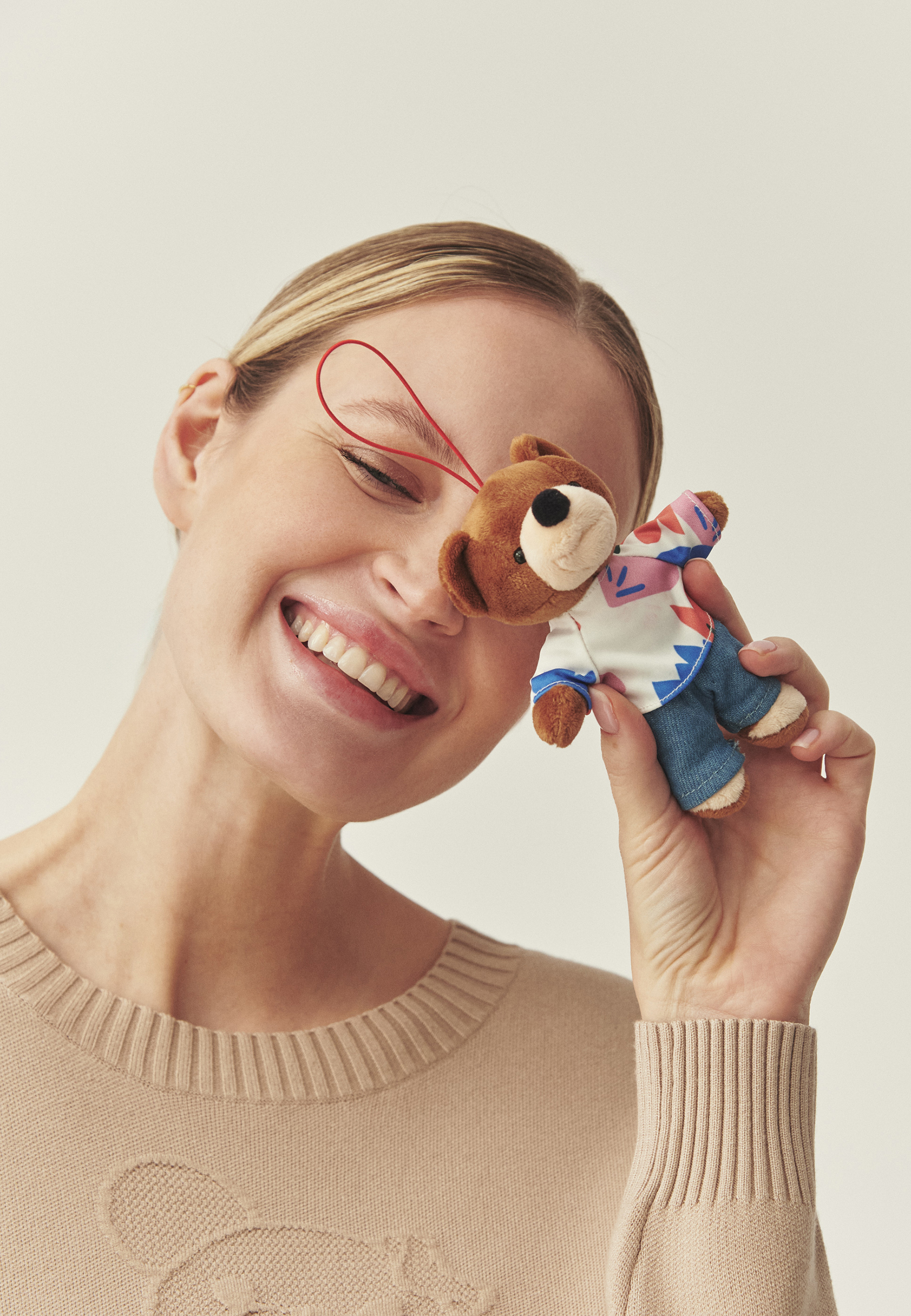 KEY RING WITH THE USZATEK BEAR - BEARINA 4 BEIGE 2