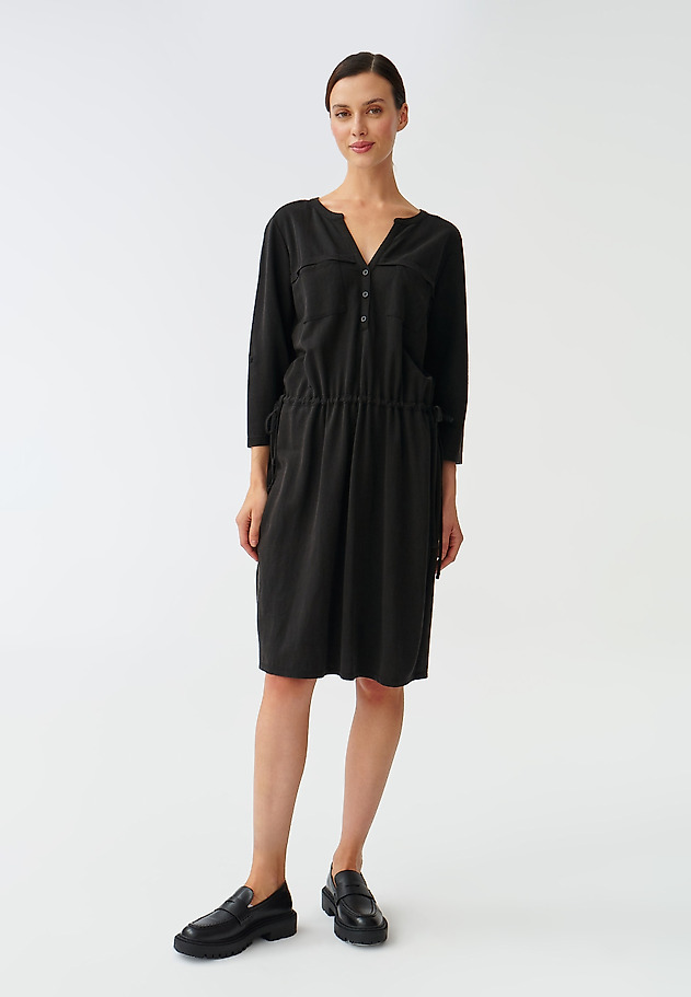 LADIES’ BUTTONED DRESS STRULA LADIES’ BUTTONED DRESS STRULA CZARNY 1