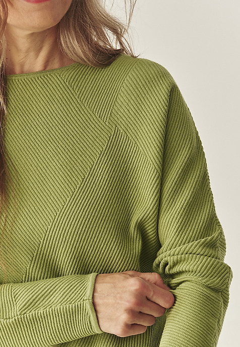 LADIES' STRUCTURED SWEATER WITH A BOAT NECKLINE - PEGGIE GREEN 2