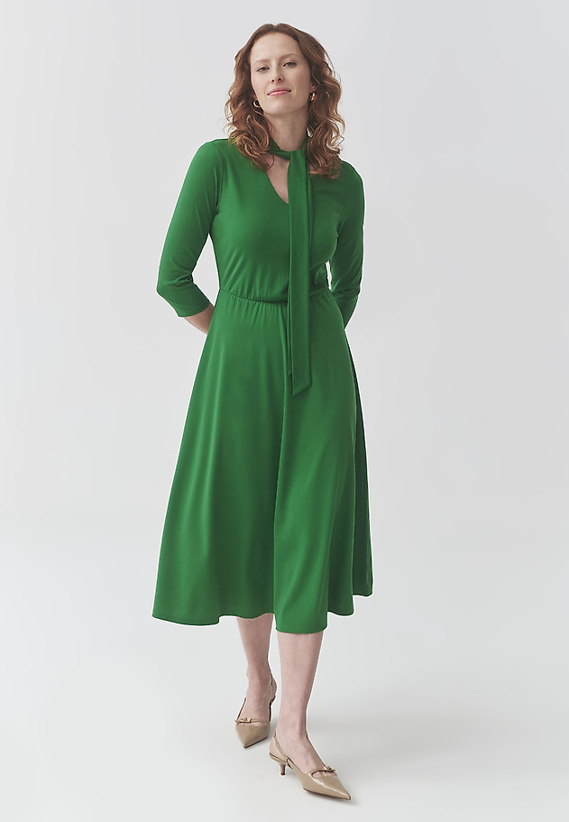 ZELENA PLETENA MIDI OBLEKA IZ VISKOZE - CLOVER ZELENA PLETENA MIDI OBLEKA IZ VISKOZE - CLOVER ZELENA 5