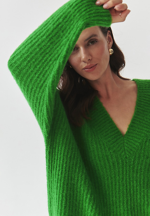 LADIES' OVERSIZE JUMPER WITH A CREW NECKLINE — ONYX LADIES' OVERSIZE JUMPER WITH A CREW NECKLINE — ONYX ZIELONY 5