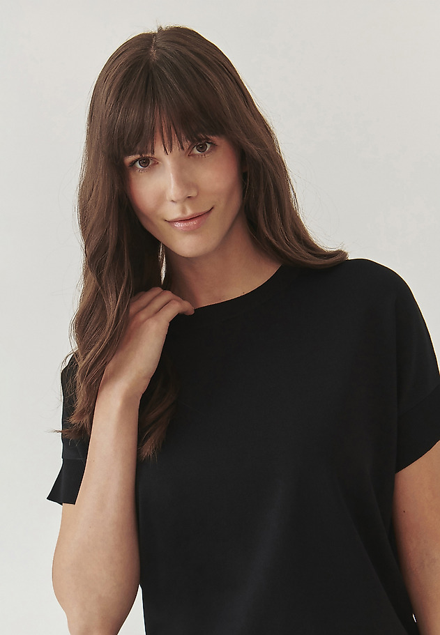 LADIES’ COMFORTABLE SWEATER WITH SMALL SIDE SLITS - IMON LADIES’ COMFORTABLE SWEATER WITH SMALL SIDE SLITS - IMON BLACK 4
