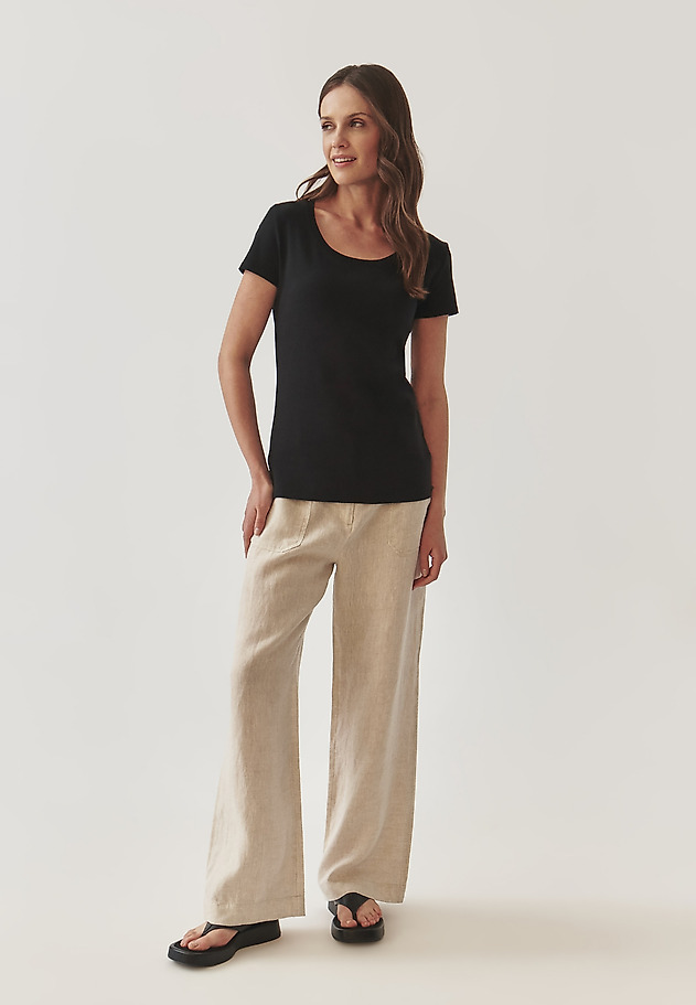LADIES’ VERSATILE COTTON T-SHIRT - ANTONINA 1 LADIES’ VERSATILE COTTON T-SHIRT - ANTONINA 1 CZARNY 2