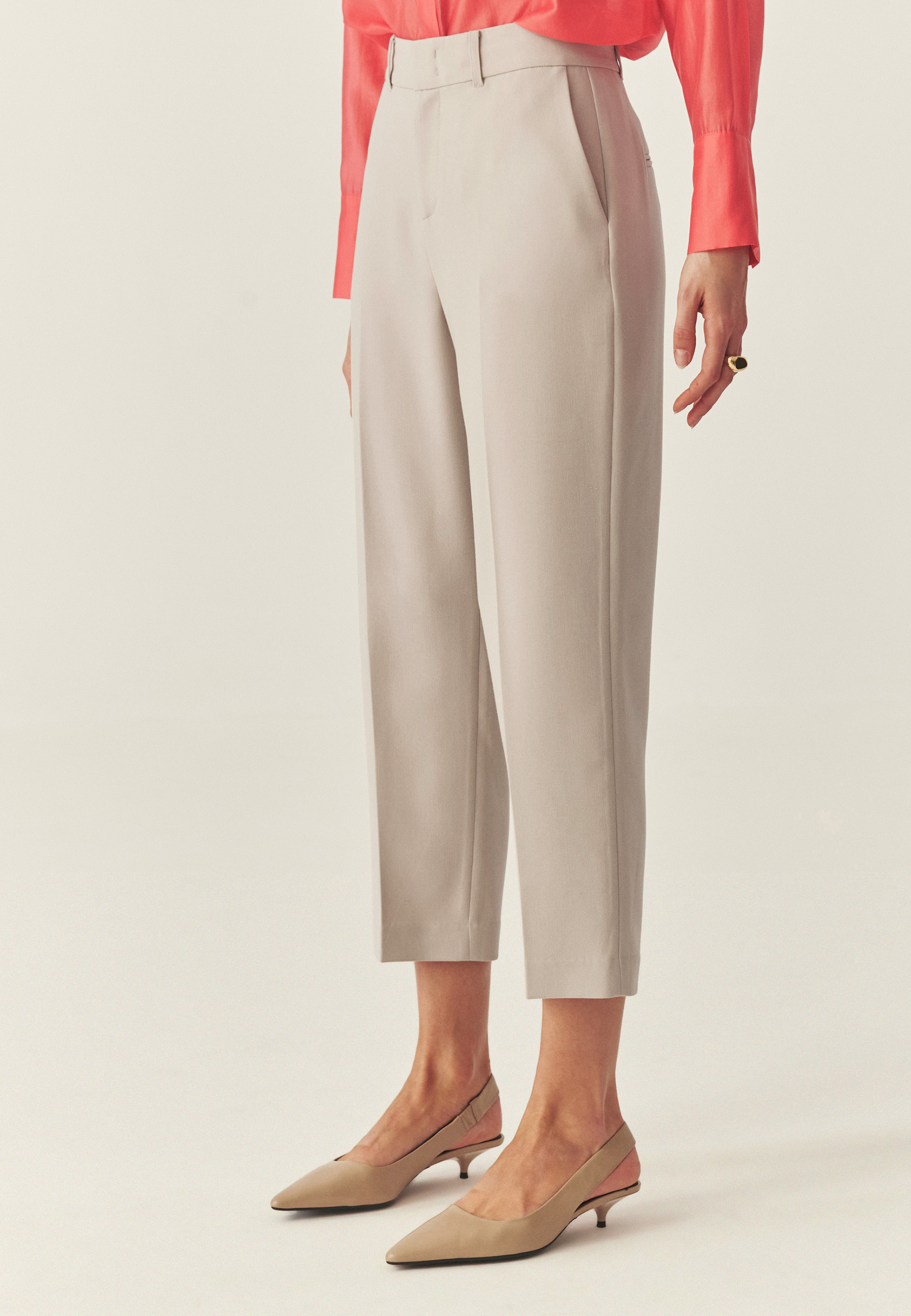 GARNITUROWE SPODNIE DO KOSTEK - SEK BEŻOWY 2