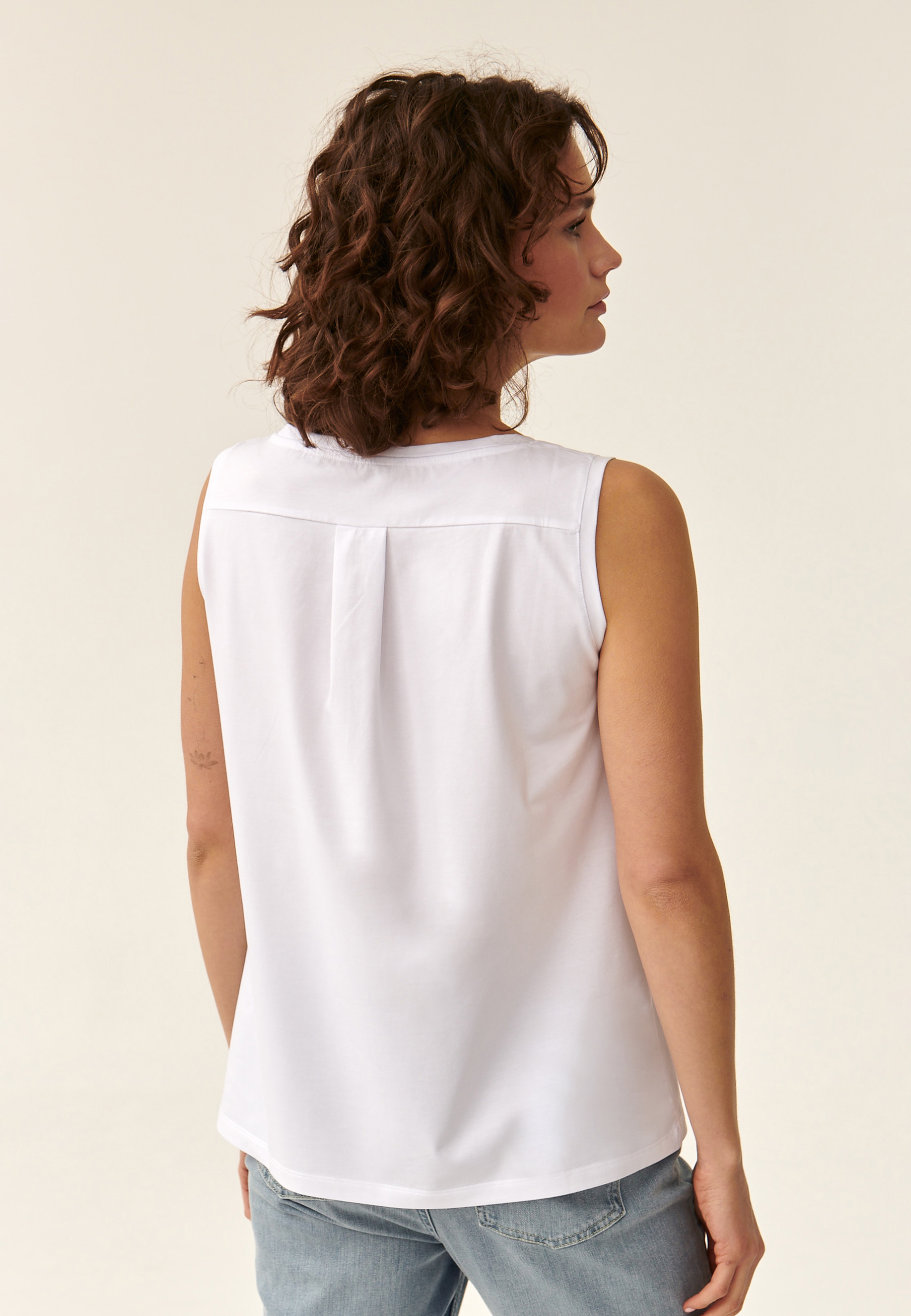 DÁMSKÁ HALENKA BEZ RUKÁVŮ FASATI