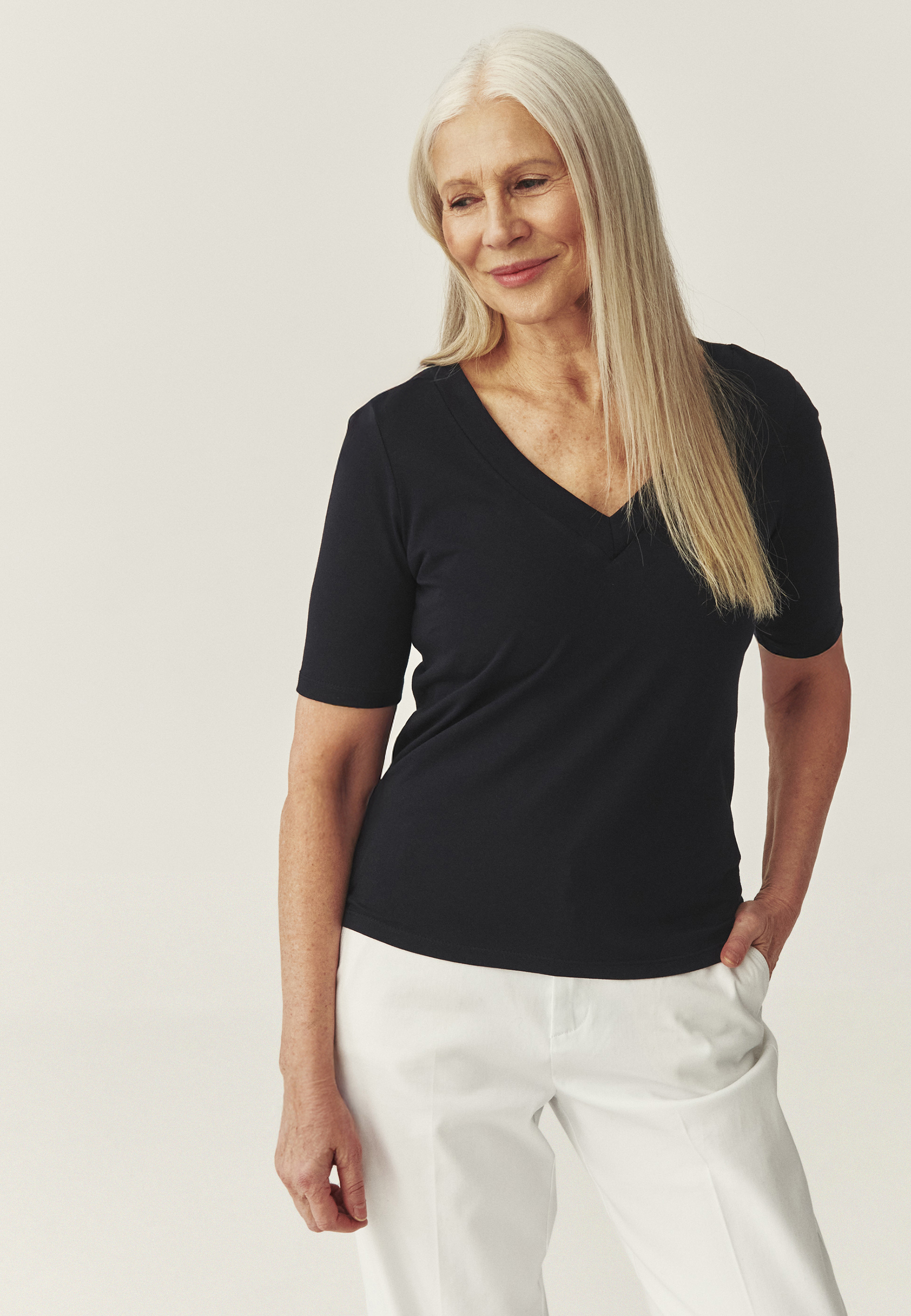 SWOBODNA BLUZKA Z BAWEŁNY - RABA GRANATOWY 2