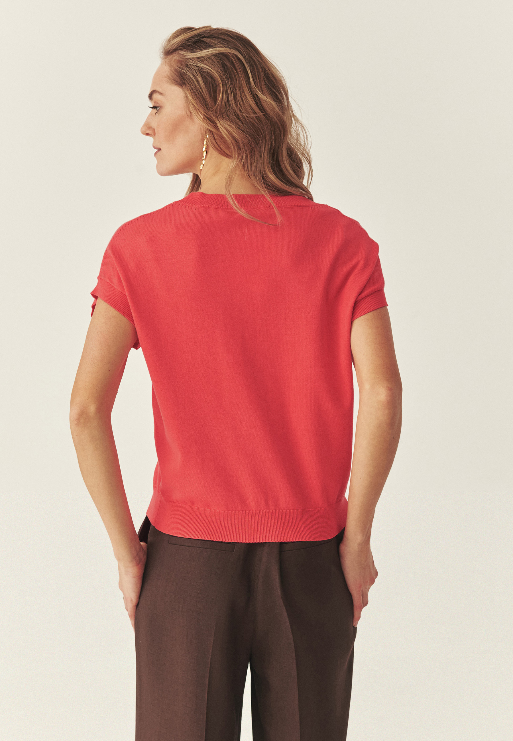 DZIANINOWA BLUZKA Z WISKOZĄ LENZING™ ECOVERO™ - SUFIF CZERWONY 2