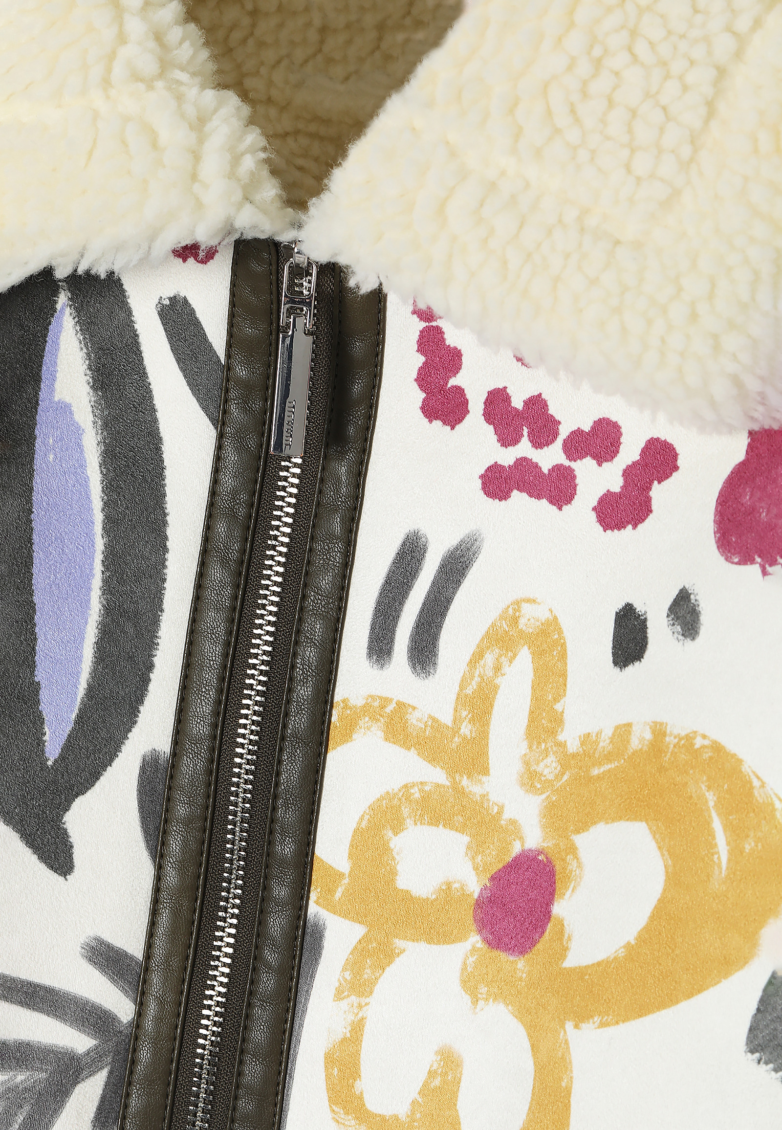 WZORZYSTA KURTKA DAMSKA DZIANINOWA TYPU KOŻUCH EMMA WZORZYSTA KURTKA DAMSKA DZIANINOWA TYPU KOŻUCH EMMA MULTIKOLOR 90841