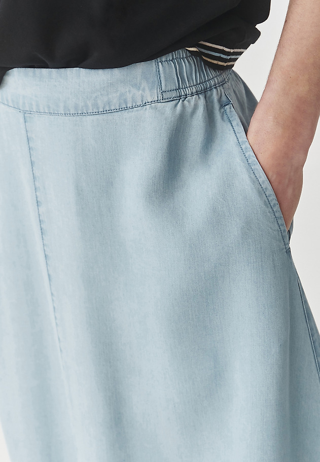 PLÁTĚNÁ MIDI SUKNĚ S GUMOU V PASE - KONI 1 PLÁTĚNÁ MIDI SUKNĚ S GUMOU V PASE - KONI 1 MODRÁ 4