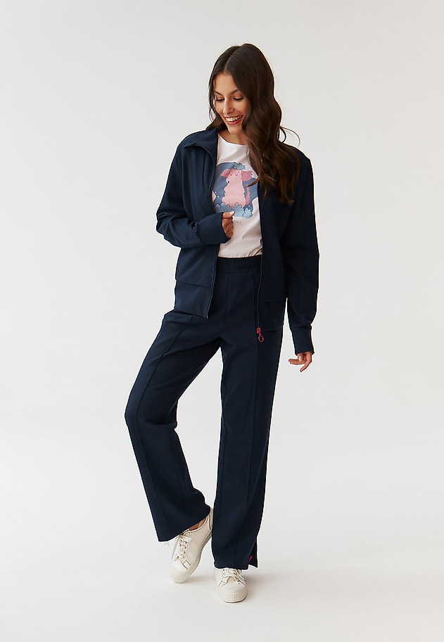 ROZPINANA BLUZA DAMSKA Z HAFTOWANYM SERCEM- MADISON ROZPINANA BLUZA DAMSKA Z HAFTOWANYM SERCEM- MADISON GRANATOWY 8