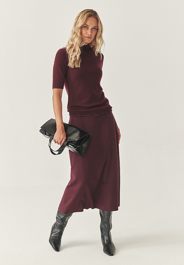 KLASYCZNY SWETER Z WEŁNY MERINO - LU KLASYCZNY SWETER Z WEŁNY MERINO - LU CZERWONY 7