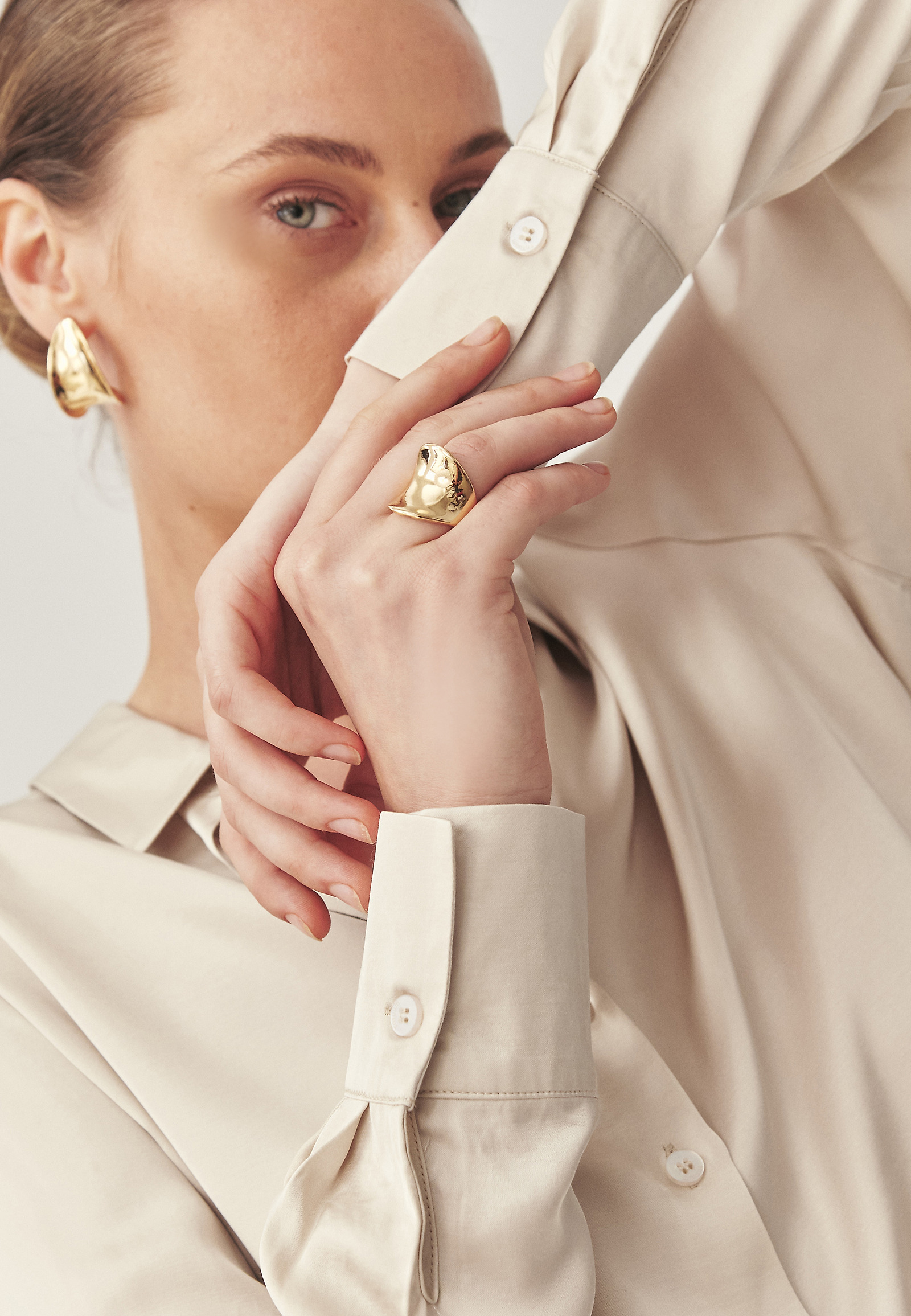 SATIN VISCOSE SHIRT - NIKA 1 SATIN VISCOSE SHIRT - NIKA 1 BEIGE 114758