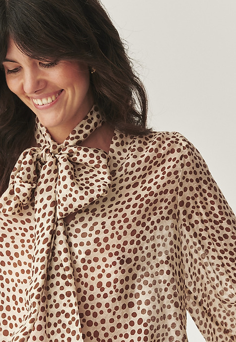 WZORZYSTA BLUZKA Z OZDOBNYM WIĄZANIEM - SONRI WZORZYSTA BLUZKA Z OZDOBNYM WIĄZANIEM - SONRI