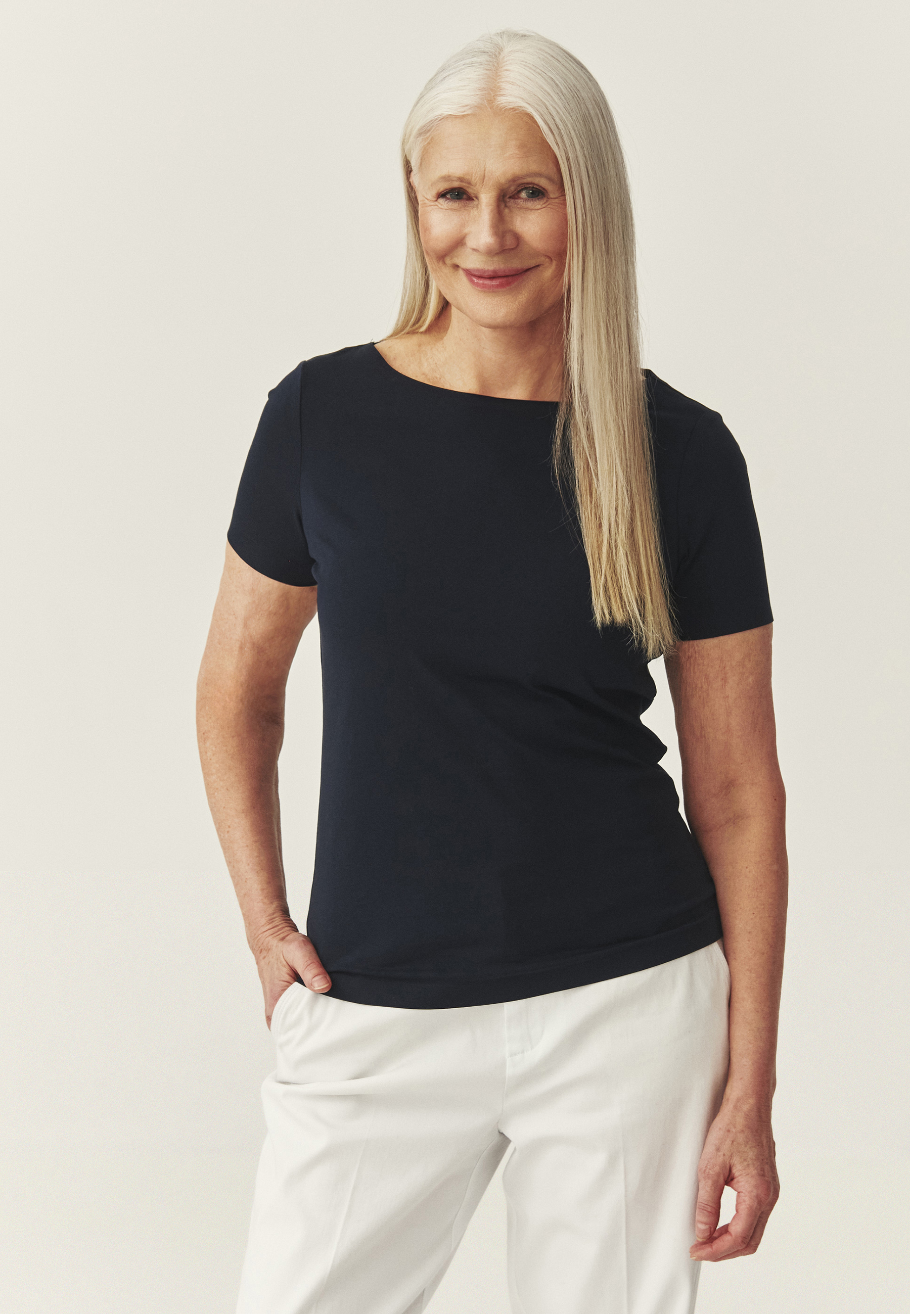 PŘILÉHAVÁ HALENKA S BAVLNOU – MIKAJA TMAVĚ MODRÁ 2