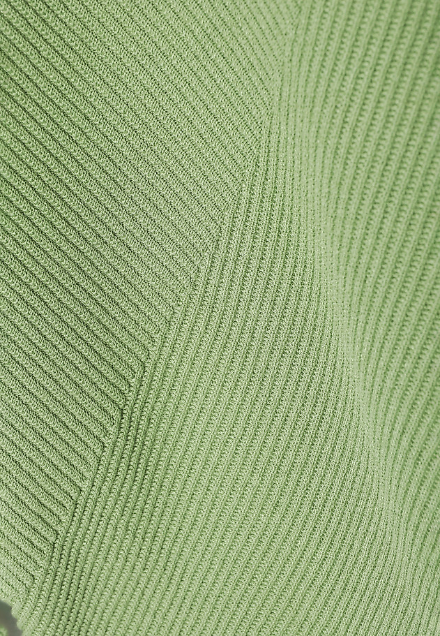 LADIES' STRUCTURED SWEATER WITH A BOAT NECKLINE - PEGGIE LADIES' STRUCTURED SWEATER WITH A BOAT NECKLINE - PEGGIE ZIELONY 7
