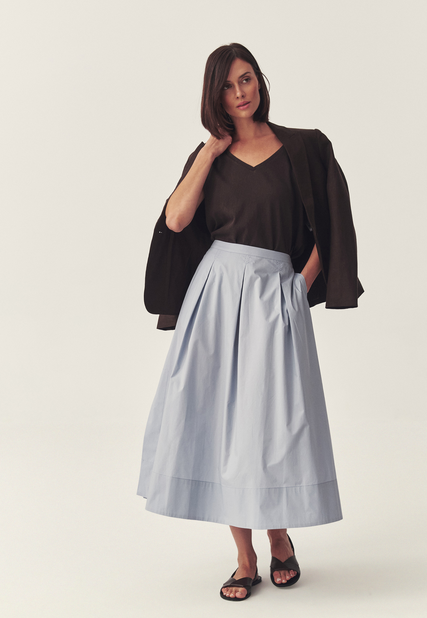 ROZŠÍŘENÁ BAVLNĚNÁ SUKNĚ – KOPENTI